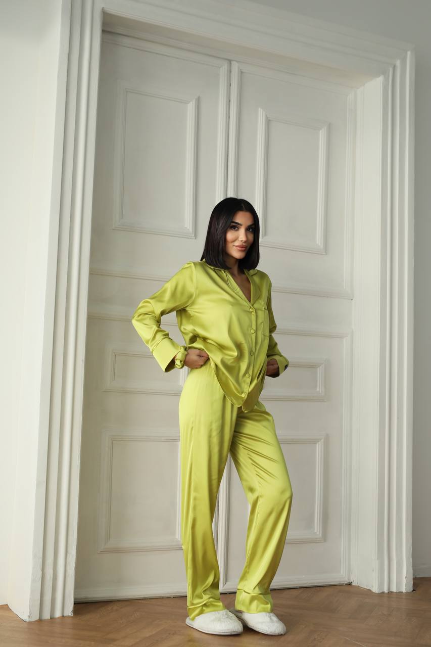 Elegante satijnen pyjamaset voor dames - luxe satijnen nachtkleding
