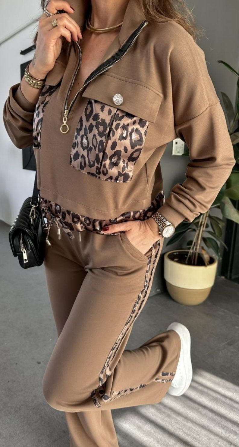 Trainingspak - Loungewear- Joggingspak - Sport kleding- Huispak Bruin