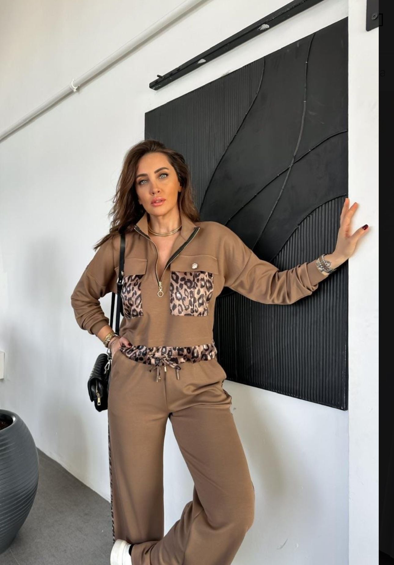 Trainingspak - Loungewear- Joggingspak - Sport kleding- Huispak Bruin