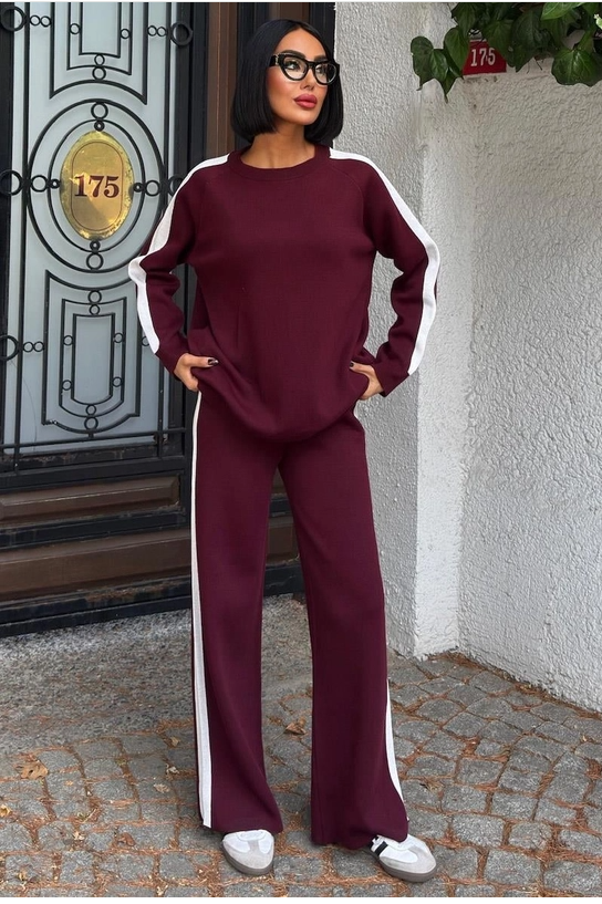 Comfortabele Gebreide Set Met Gestreepte Randen-  Loungewear- Bordeauxrood Eén Maat