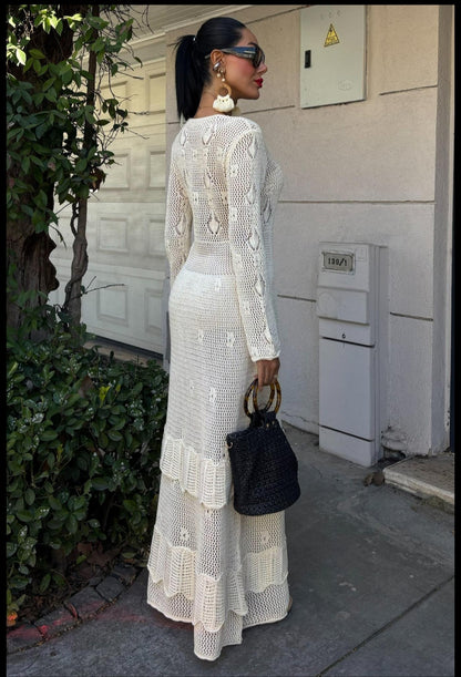 Gebreide Jurk Met Knoopdetail En Gelaagde Rok Eén maat